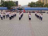 15级手语操1.jpg